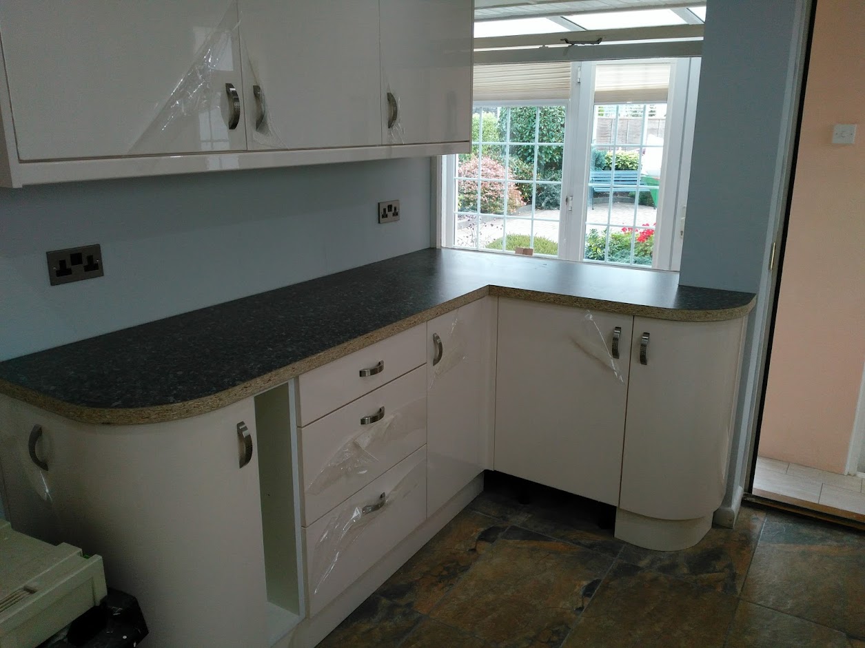 IMG_20161005_165343.jpg brixham kitchen