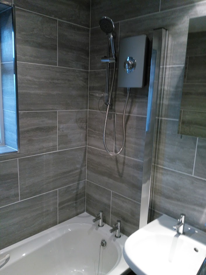 IMG_20161025_173901.jpg torquay bathroom