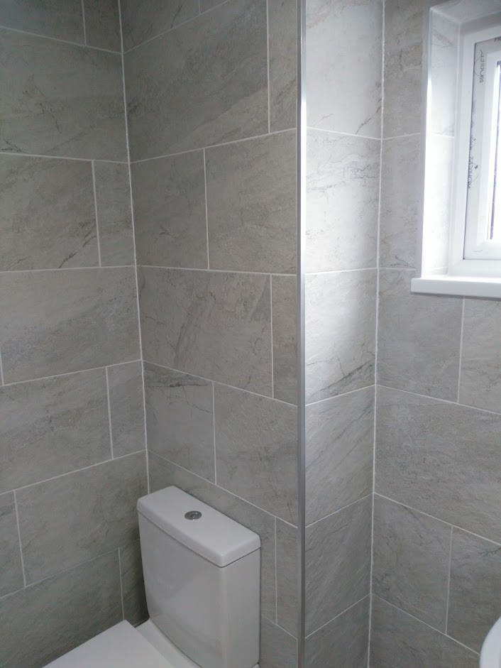 IMG_20181220_122404.jpg rosemary bathroom 3