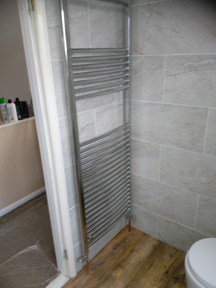 IMG_20181220_122414.jpg rosemary bathroom 2